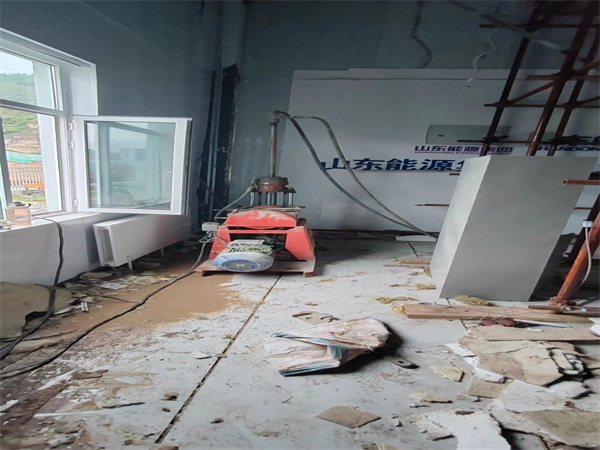 沧县地基基础下沉墙体裂缝加固注浆顶升施工